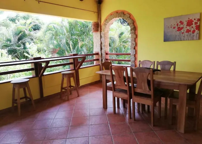 Hotel Villas Verdes